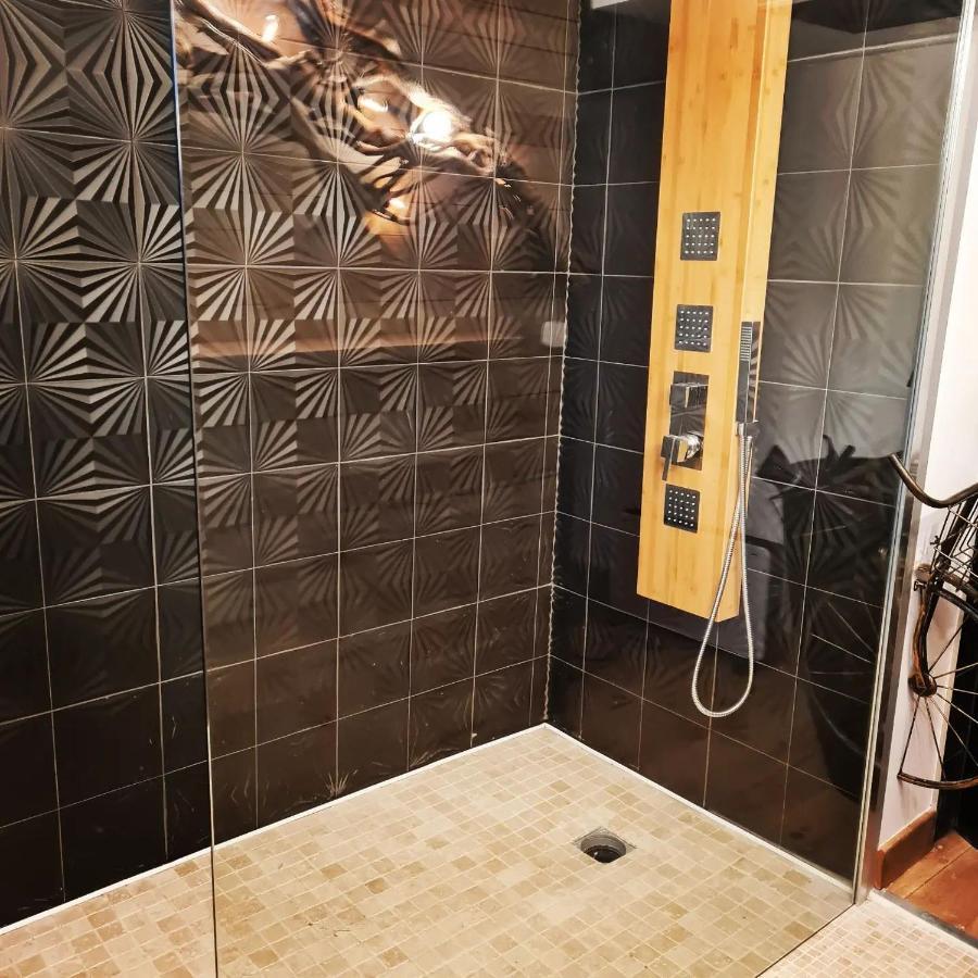 Le Monde D'Echozellia Hotel Saint-Germain-des-Champs Ngoại thất bức ảnh